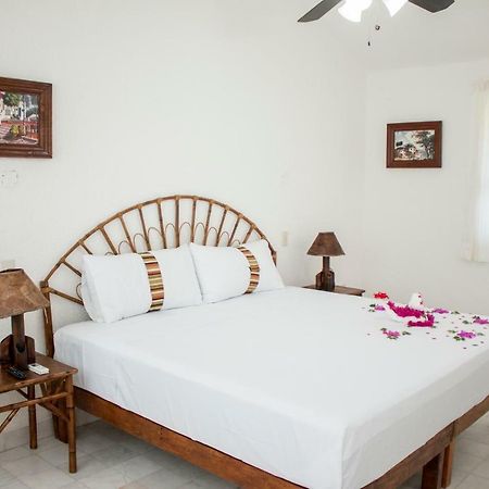 Villa Lupita Zihuatanejo Exterior foto