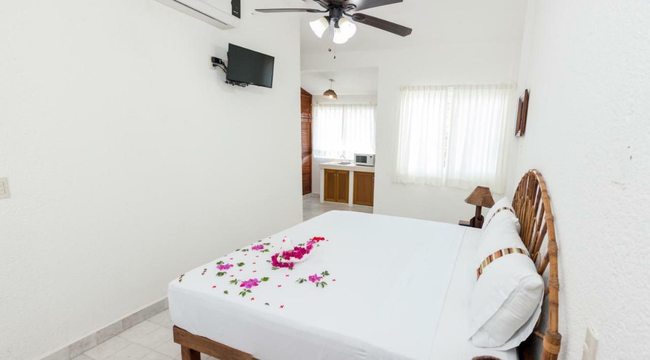 Villa Lupita Zihuatanejo Exterior foto